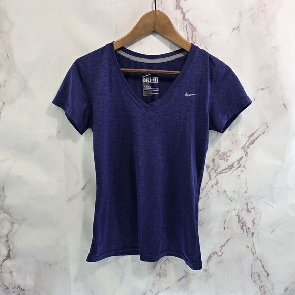 Nike Shirt Womens XS Purple Dri Fit V Neck Short Sleeve Dark Plum Tee T - Picture 1 of 11